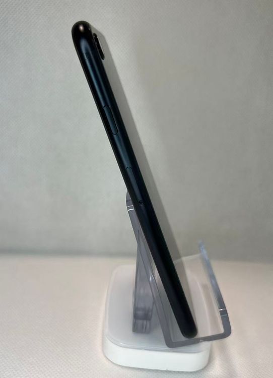 �Хåƥ꡼98��iPhone SE ��3���� �ߥåɥʥ��ȡ�64GB ��SIM�ե꡼�¿��ݾ�