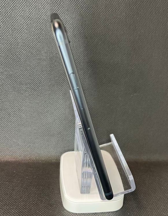 �Хåƥ꡼95��iPhone SE ��3���� �ߥåɥʥ��ȡ�64GB ���¿��ݾ� SIM�ե꡼