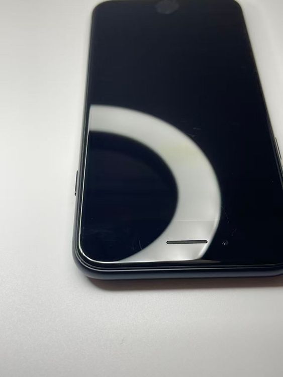 �Хåƥ꡼100����°��3�����å��դ�iPhone SE ��3���� �ߥåɥʥ���64GB �¿��ݾ�