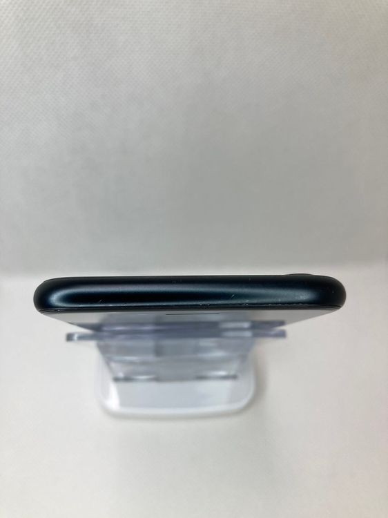 iPhone SE 第3世代 ミッドナイト 128GB  SIMフリー美品当日発送バテッリ85%