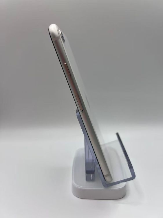 �Хåƥ꡼83����°��3�����å��դ�iPhone SE ��3���� �������饤��128GB �¿��ݾ�