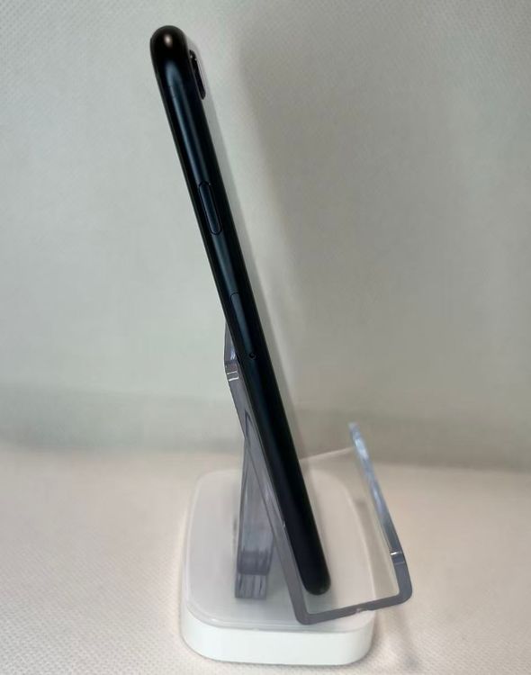 �Хåƥ꡼100��iPhone SE ��3���� �ߥåɥʥ��ȡ�64GB ��SIM�ե꡼�¿��ݾ�