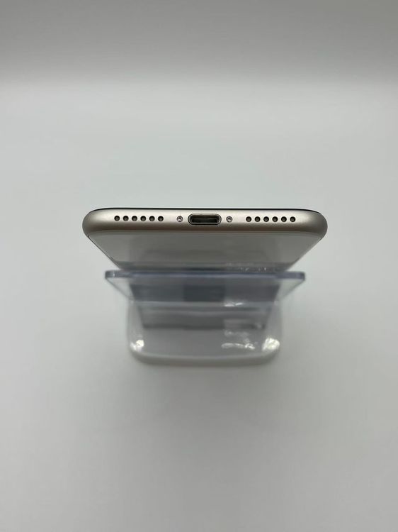 �Хåƥ꡼82����°��3�����å��դ�iPhone SE ��3���� �������饤��64GB �¿��ݾ�