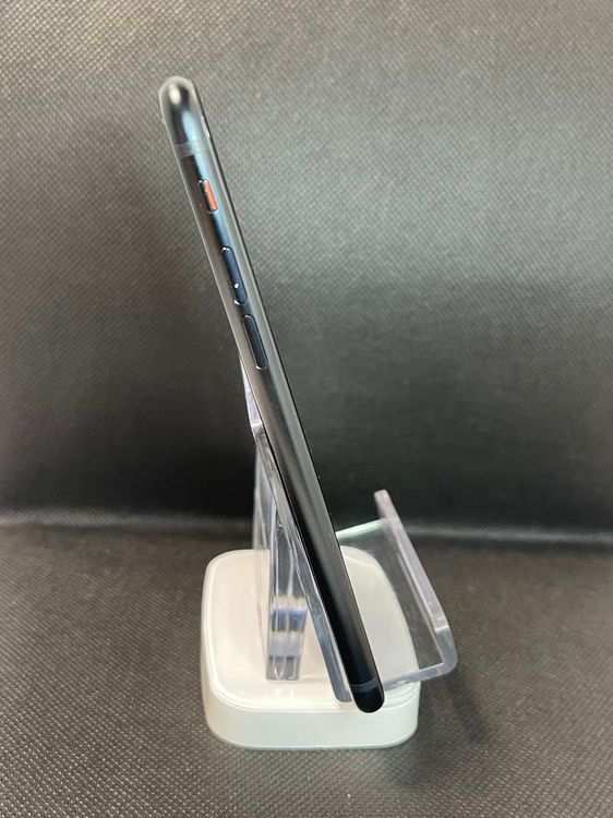 �Хåƥ꡼100��iPhone SE ��3���� �ߥåɥʥ��ȡ�64GB ��SIM�ե꡼