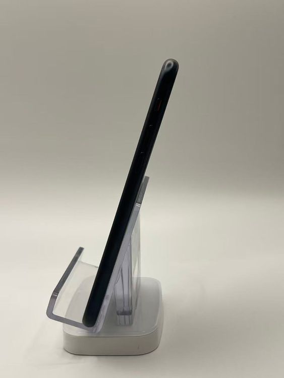 �Хåƥ꡼86��3�����å��դ�iPhone SE ��3���� �ߥåɥʥ���128GB SIM�ե꡼