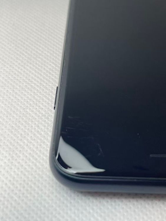 �Хåƥ꡼99��iPhone SE ��3���� �ߥåɥʥ��ȡ�64GB ���¿��ݾ� SIM�ե꡼