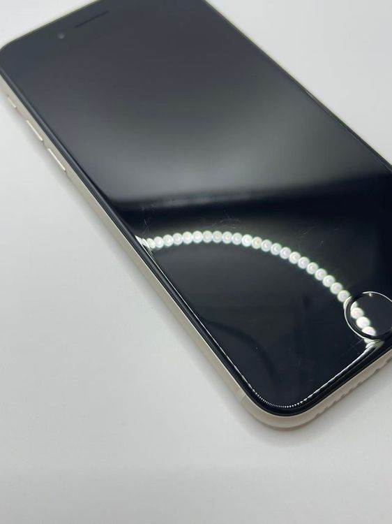 �Хåƥ꡼99��iPhone SE ��3���她�����饤��128GB �¿��ݾ���������ȯ��