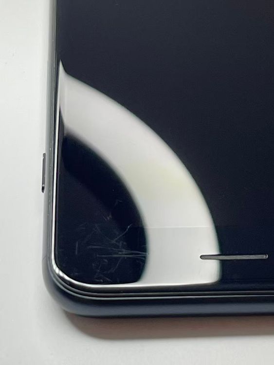 �Хåƥ꡼99�����դ�iPhone SE ��3���� �ߥåɥʥ���64GB �¿��ݾ�SIM�ե꡼