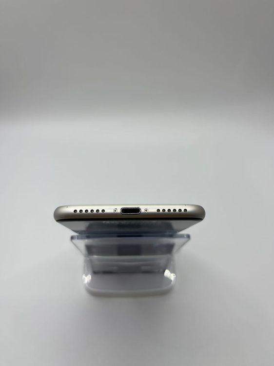 �Хƥå�83����°�ʣ����դ�iPhoneSE��3����64GB�������饤��SIM�ե꡼����