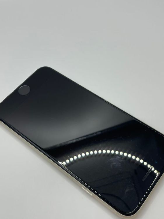 �Хåƥ꡼90��iPhone SE ��3���她�����饤��256GB �¿��ݾ���������ȯ��