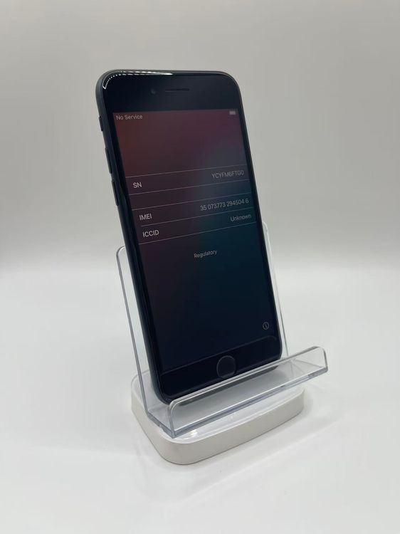 �Хåƥ꡼82����°��3�����å��դ�iPhone SE ��3����128GB�ߥåɥʥ��� �¿��ݾ�