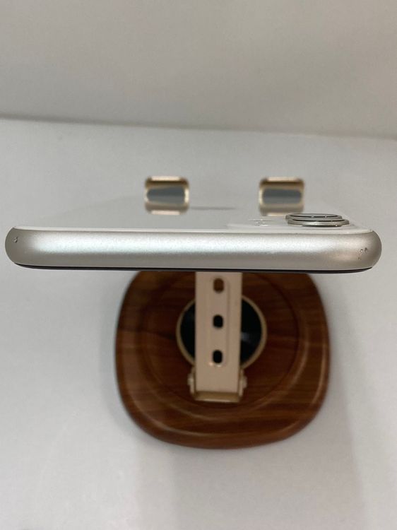 iPhone11 64GBۥ磻SIMե꡼Хƥå97¨ȯ