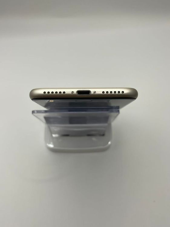 �Хåƥ꡼85����°��3�����å��դ�iPhone SE ��3���� �������饤��64GB �¿��ݾ�