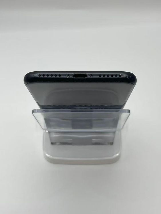 �Хåƥ꡼87����°��3�����å��դ�iPhone SE ��2���� �֥�å�64GB �¿��ݾ�