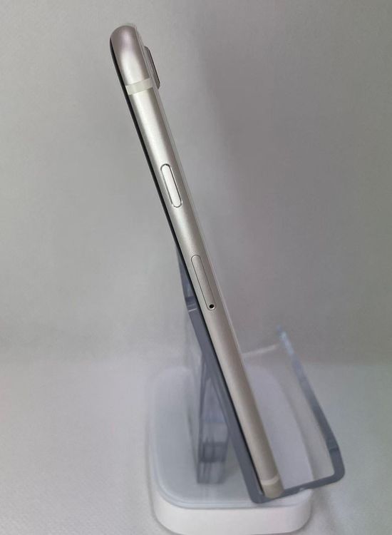 �Хƥå�93��iPhoneSE��3����64GB�������饤��SIM�ե꡼����ȯ��