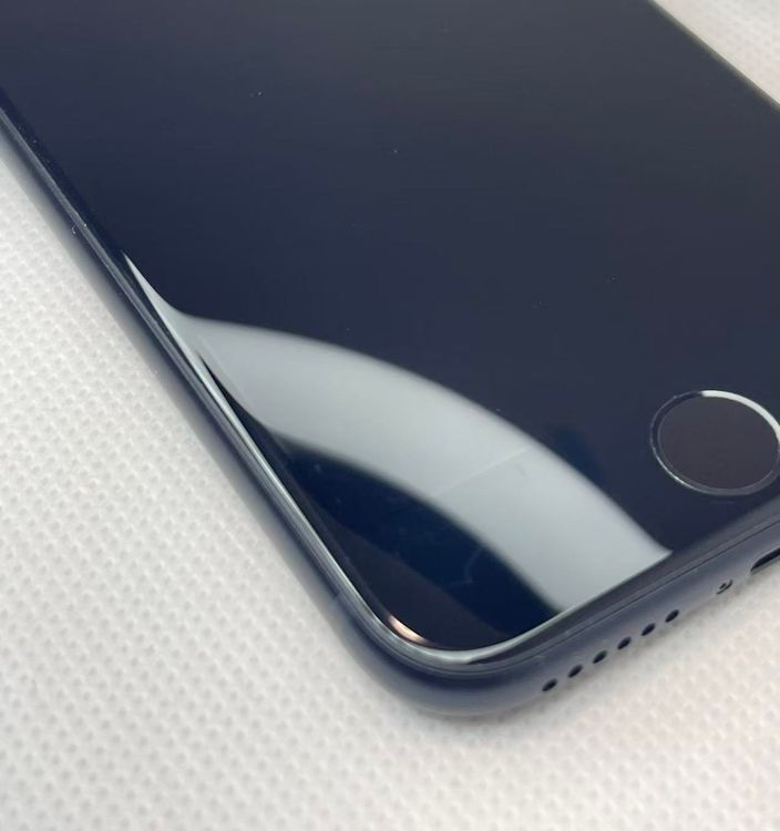 �Хåƥ꡼99��iPhone SE ��3���� �ߥåɥʥ��ȡ�64GB ���¿��ݾ� SIM�ե꡼