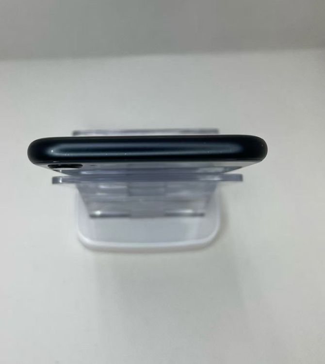 �Хƥå�82��iPhone SE ��3���� �ߥåɥʥ��ȡ�64GB ��SIM�ե꡼����