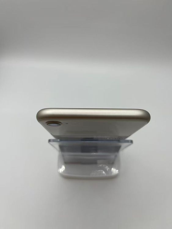 �Хåƥ꡼84����°��3�����å��դ�iPhone SE ��3���� �������饤��64GB �¿��ݾ�