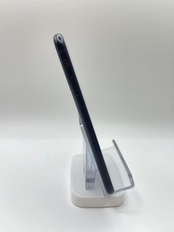 �Хåƥ꡼93����°�ʣ����դ�iPhone SE ��3���� �ߥåɥʥ���64GB �¿��ݾ�