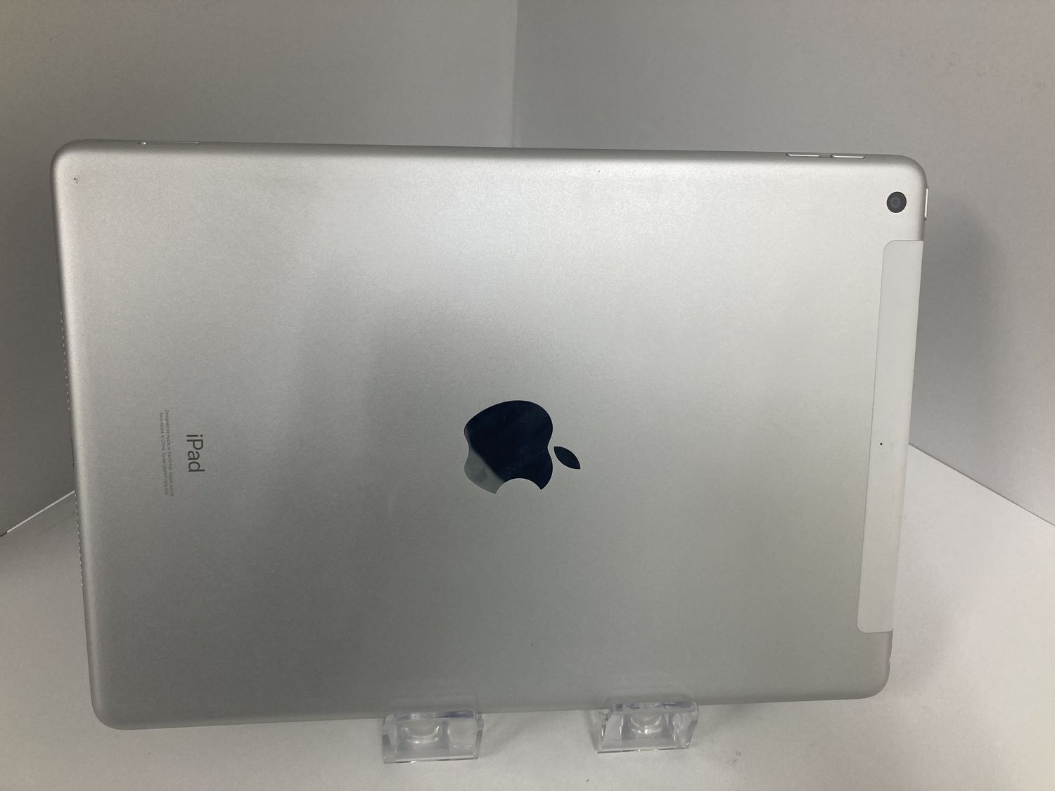 ムスビー｜iPad(第8世代) Wi-Fi + Cellularモデル SIMフリー バテッリ 