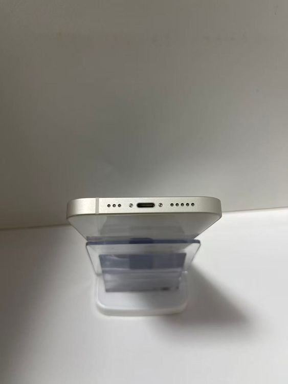 �Хåƥ꡼100��iPhone 14 256GB �������饤�ȡ��¿��ݾ� SIM�ե꡼