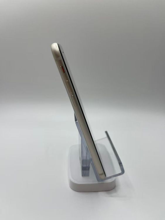 �Хƥå�81��iPhoneSE��3����64GB�������饤��SIM�ե꡼���ʰ¿��ݾ�
