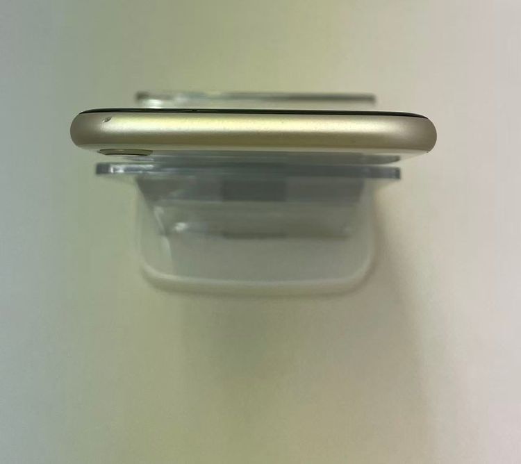 �Хƥå�89��iPhoneSE��3����64GB�������饤��SIM�ե꡼��������ȯ��