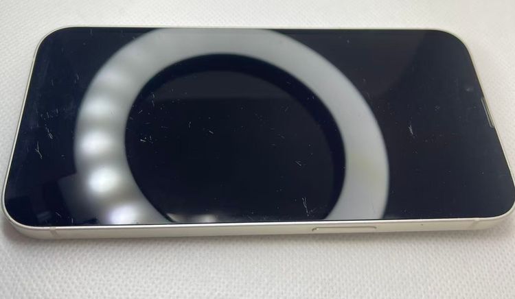 �Хåƥ꡼83��iPhone14 128GB �������饤�� SIM�ե꡼����ȯ��