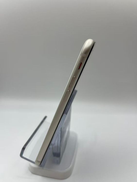 �Хåƥ꡼84����°��3�����å��դ�iPhone SE ��3���� �������饤��64GB �¿��ݾ�