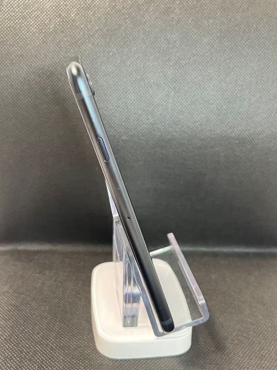 �Хåƥ꡼100��iPhone SE ��3���� �ߥåɥʥ��ȡ�64GB ��SIM�ե꡼