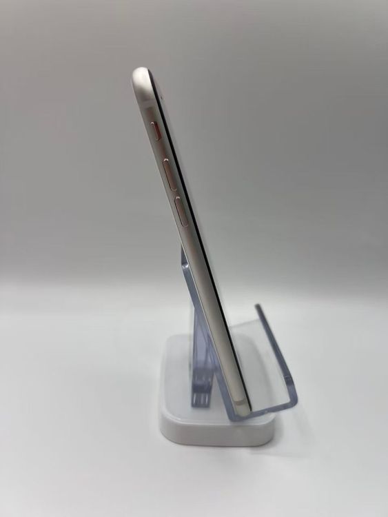�Хåƥ꡼81����°��3�����å��դ�iPhone SE ��3���� �������饤��128GB �¿��ݾ�