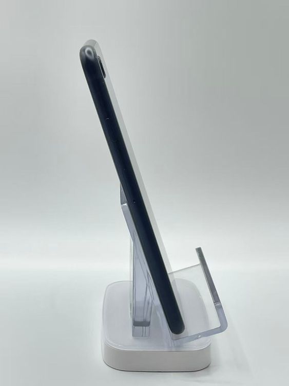 �Хåƥ꡼95����°��3�����å��դ�iPhone SE ��3���� �ߥåɥʥ���64GB �¿��ݾ�