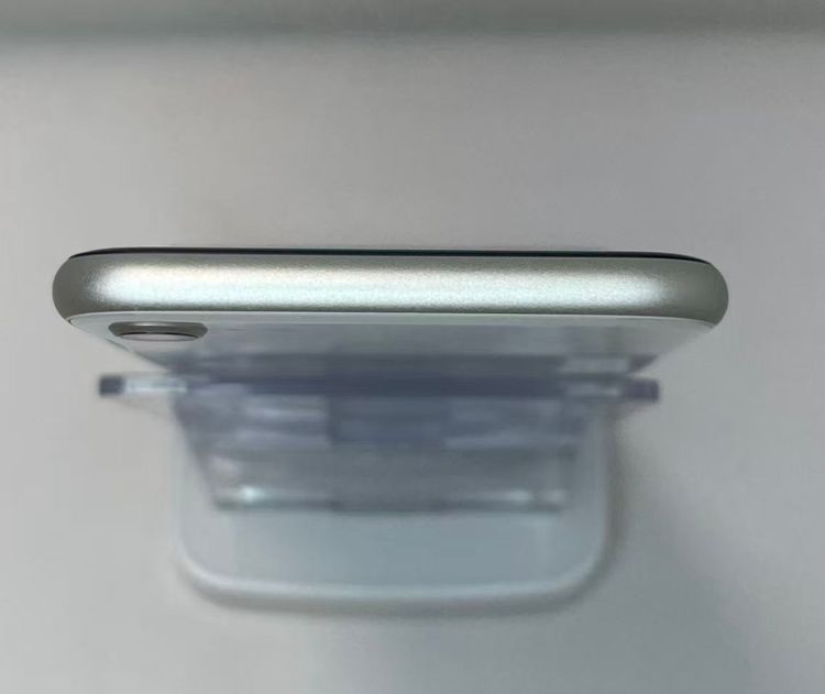 �Хåƥ꡼82��iPhone SE ��3���� �������饤��128GB ���ʰ¿��ݾ� SIM�ե꡼