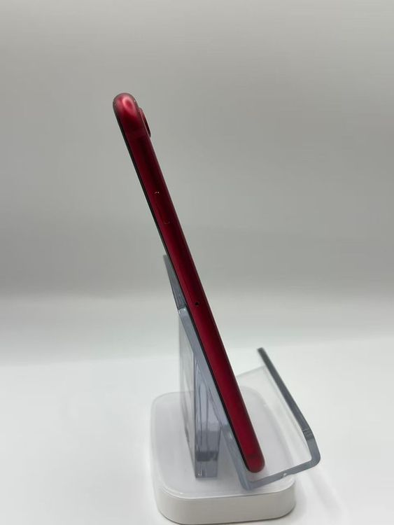 �Хƥå�83����°�ʣ����դ�iPhoneSE��3����64GB��å�SIM�ե꡼�¿��ݾ�����ȯ��
