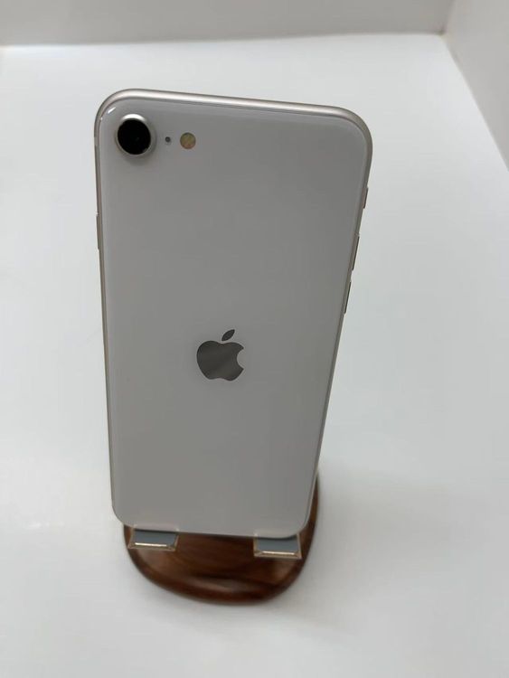 iPhoneSE 第3世代 64GB スターライト ジャンク品