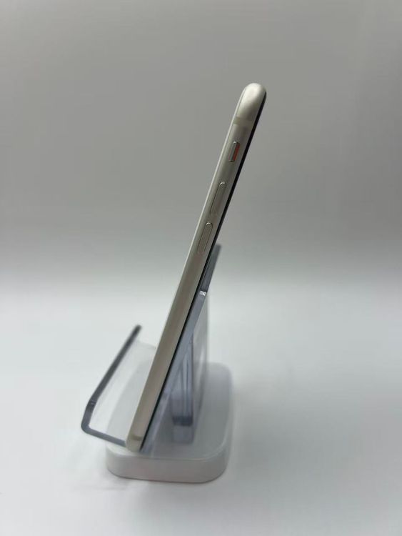 �Хƥå�89����°�ʣ����դ�iPhoneSE��3����64GB�������饤�Ȱ¿��ݾ�����ȯ��