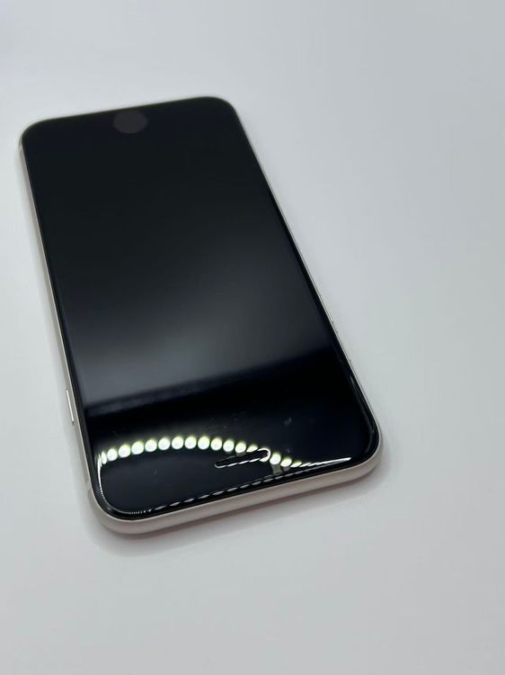 �Хåƥ꡼95��iPhone SE ��3���她�����饤��128GB �¿��ݾ���������ȯ��