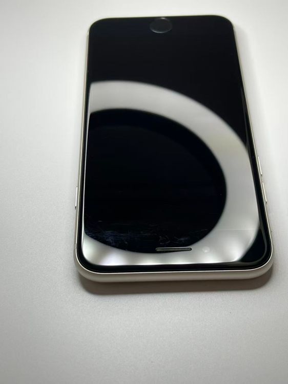 �Хƥå�81��iPhoneSE��3����64GB�������饤��SIM�ե꡼���ʰ¿��ݾ�