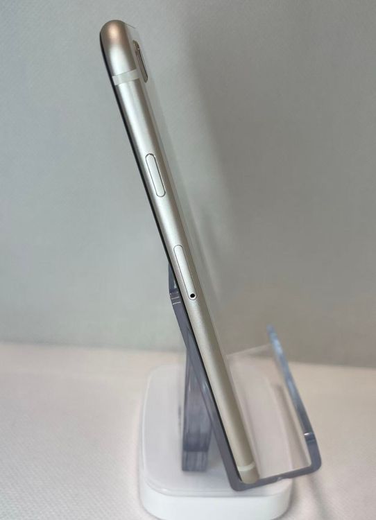 �Хåƥ꡼86��iPhone SE ��3���� �������饤��128GB ���ʰ¿��ݾ� SIM�ե꡼