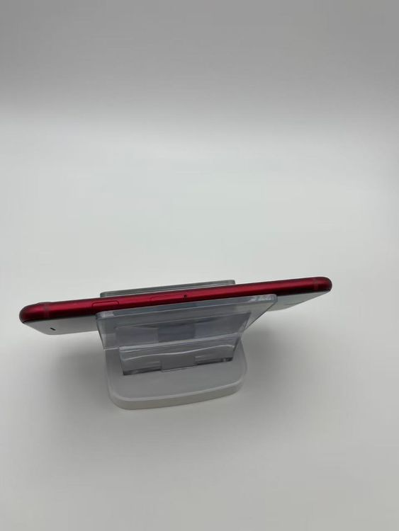 �Хƥå�82����°�ʣ����դ�iPhoneSE��3����64GB��å�SIM�ե꡼Ķ���ʰ¿��ݾ�����ȯ��