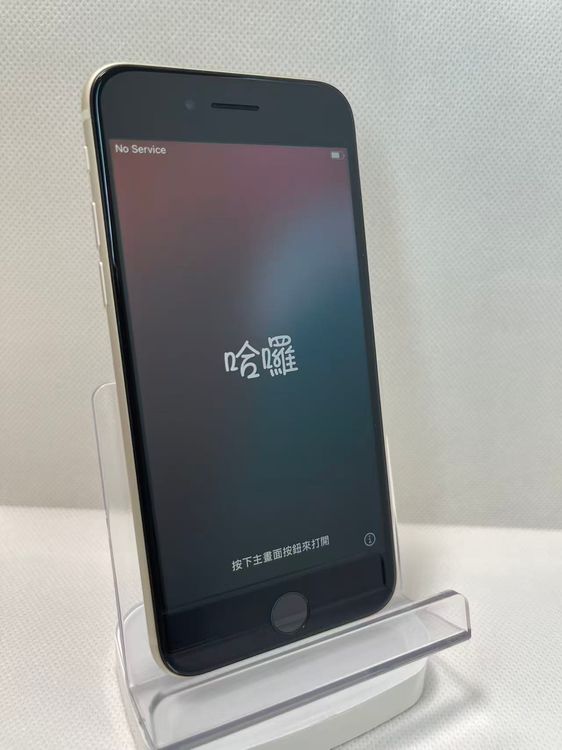 �Хåƥ꡼84��iPhone SE ��3���� �������饤��128GB ���ʰ¿��ݾ� SIM�ե꡼