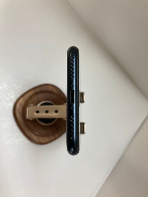 iPhoneSE3128GBߥåɥʥȡSIMե꡼
