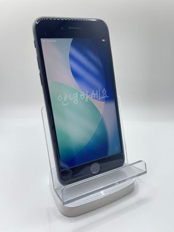 �Хåƥ꡼100����°��3�����å��դ�iPhone SE ��3���� �ߥåɥʥ���64GB �¿��ݾ�
