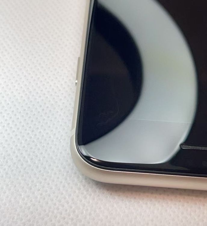 �Хåƥ꡼86��iPhone SE ��3���� �������饤��128GB ���ʰ¿��ݾ� SIM�ե꡼