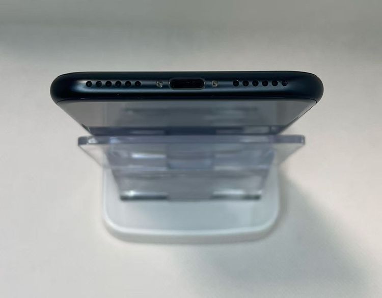 �Хåƥ꡼99��iPhone SE ��3���� �ߥåɥʥ��ȡ�64GB ���¿��ݾ� SIM�ե꡼