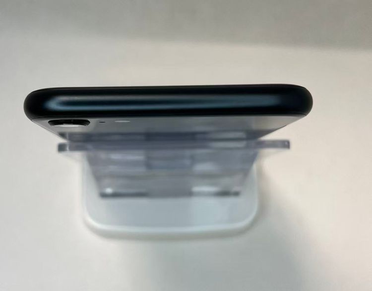 �Хåƥ꡼95��iPhone SE ��3���� �ߥåɥʥ��ȡ�64GB ��SIM�ե꡼�¿��ݾ�