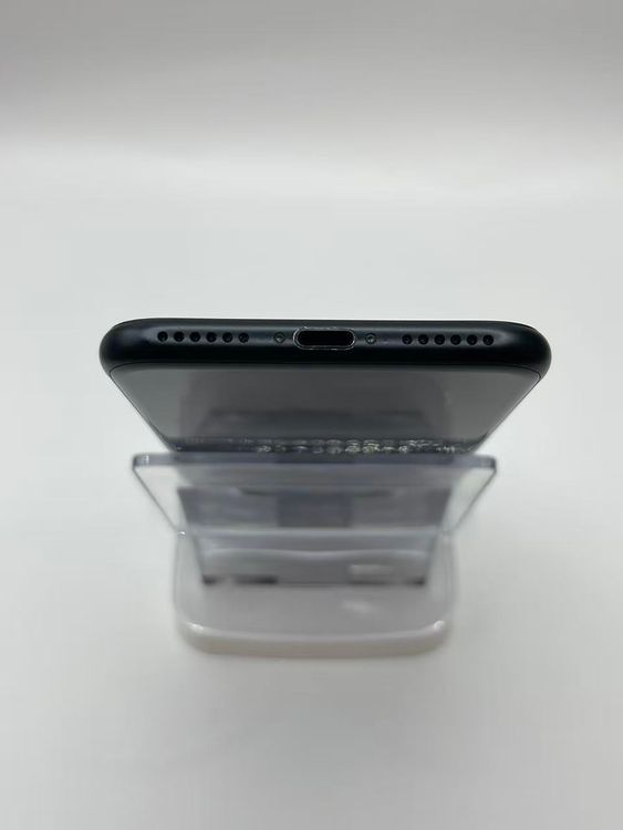 �Хåƥ꡼83����°��3�����å��դ�iPhone SE ��3���� �ߥåɥʥ���128GB �¿��ݾ�