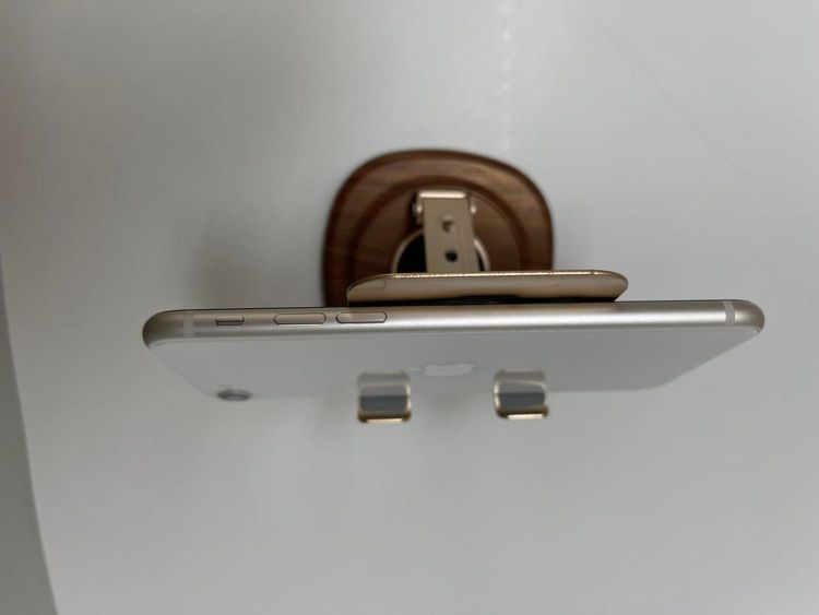 iPhoneSE 第3世代 64GB スターライト ジャンク品