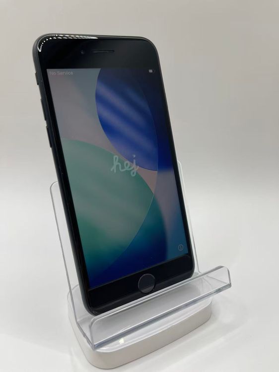 �Хåƥ꡼94����°�ʣ����դ�iPhone SE ��3���� �ߥåɥʥ���64GB �¿��ݾ�