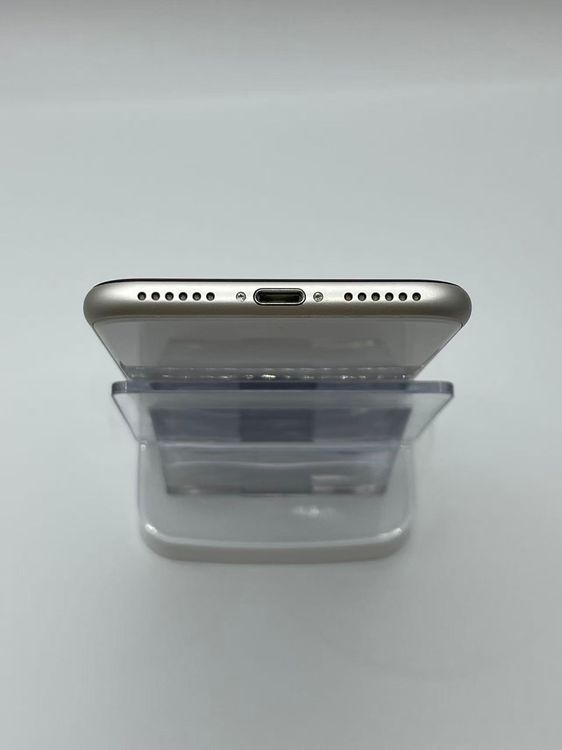 �Хƥå�86����°�ʣ����դ�iPhoneSE��3����64GB�������饤�Ȱ¿��ݾ�����ȯ��